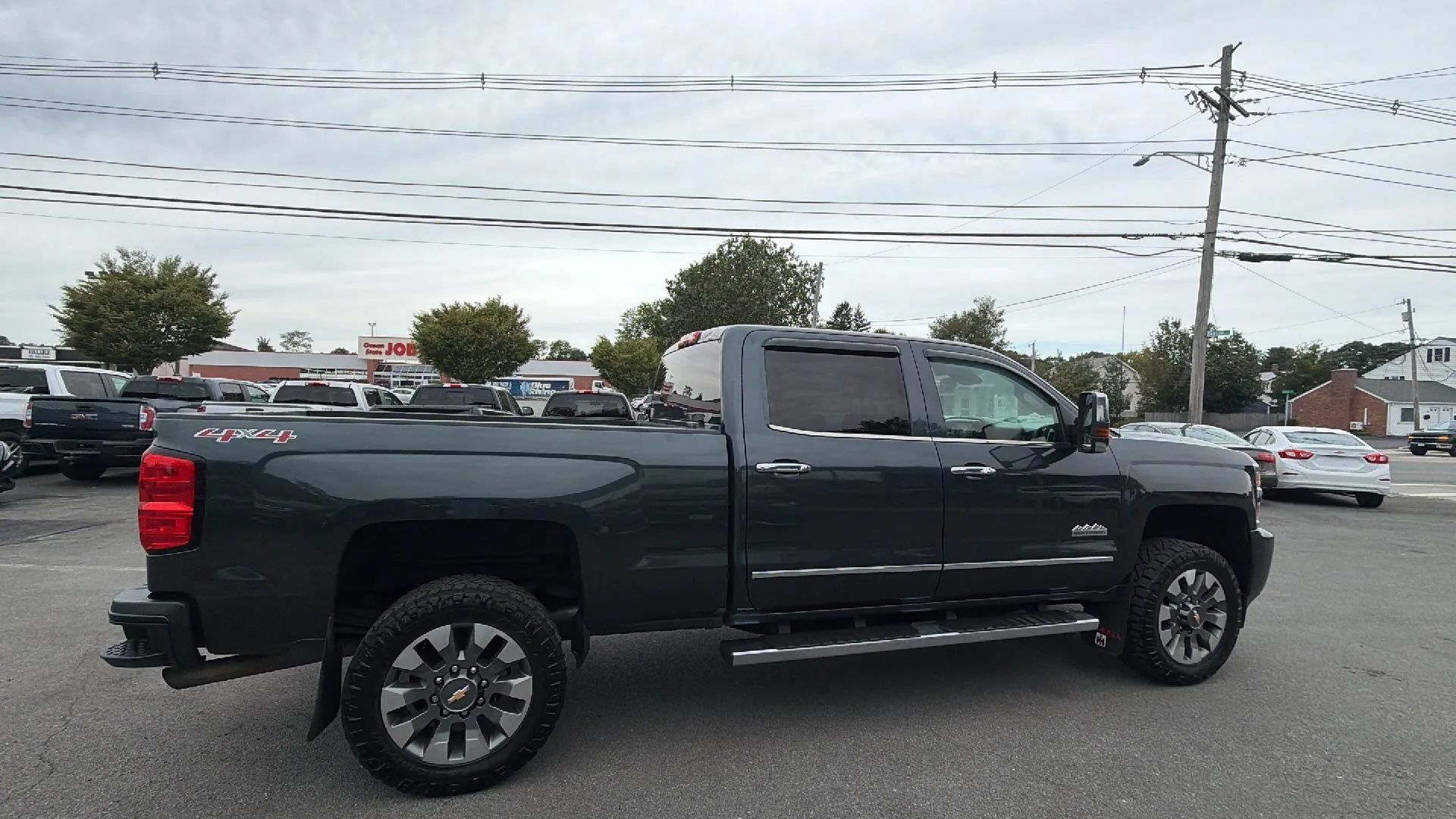 Used 2017 Chevrolet Silverado 2500 High Country w/ Snow Plow Prep Package AWD/4WD image 8