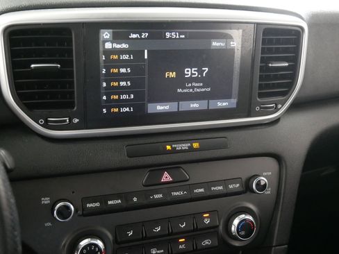 Used 2020 Kia Sportage S w/ S Sunroof Package image 22