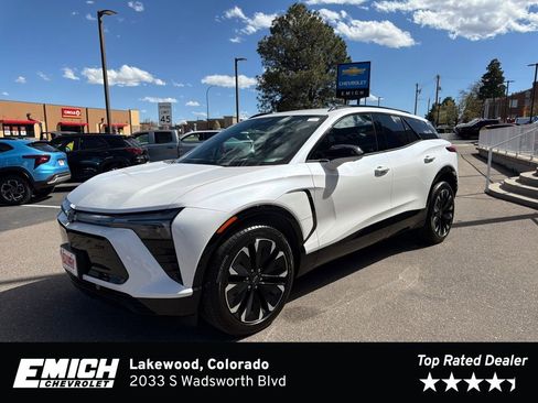 Used 2025 Chevrolet Blazer EV RS image 1