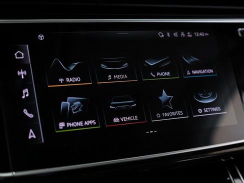 Used 2023 Audi Q7 3.0T Premium Plus image 25