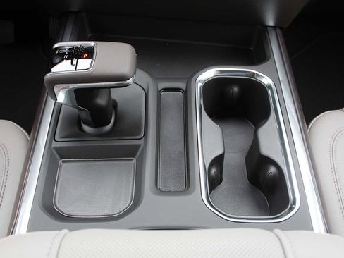 New 2026 GMC Sierra 1500 SLT w/ SLT Premium Package image 32