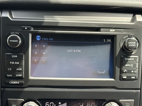 Used 2018 Nissan Titan SV w/ SV Convenience Package AWD/4WD image 19