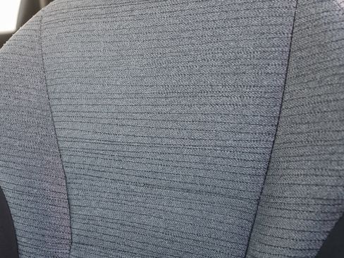 Used 2022 Nissan Rogue SV image 25