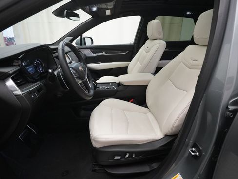 Used 2024 Cadillac XT5 Sportv AWD/4WD image 7