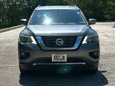 Used 2020 Nissan Pathfinder SV AWD/4WD image 3
