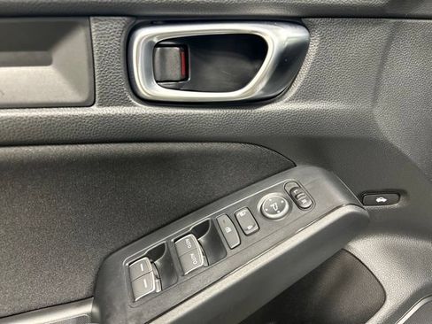 Certified 2025 Honda Civic Sport image 22