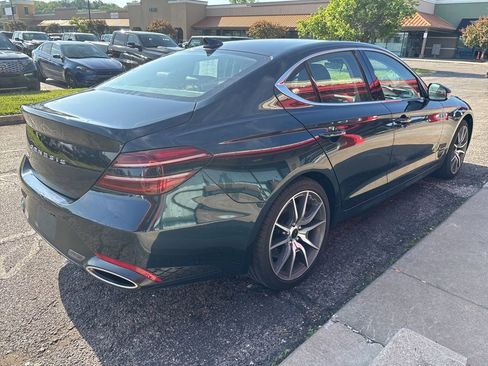 Used 2025 Genesis G70 2.5T RWD image 5