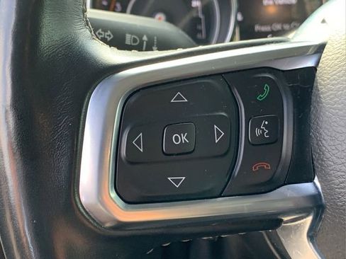 Certified 2020 Jeep Wrangler Unlimited Sahara image 11