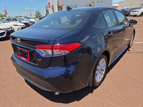 Certified 2025 Toyota Corolla LE w/ LE Premium Package FWD image 3