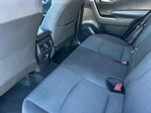 Used 2019 Toyota RAV4 XLE w/ Convenience Package FWD image 26