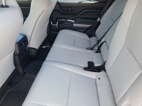 Certified 2026 Toyota 4Runner SR5 AWD/4WD image 22