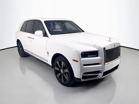 Certified 2021 Rolls-Royce Cullinan AWD/4WD image 1