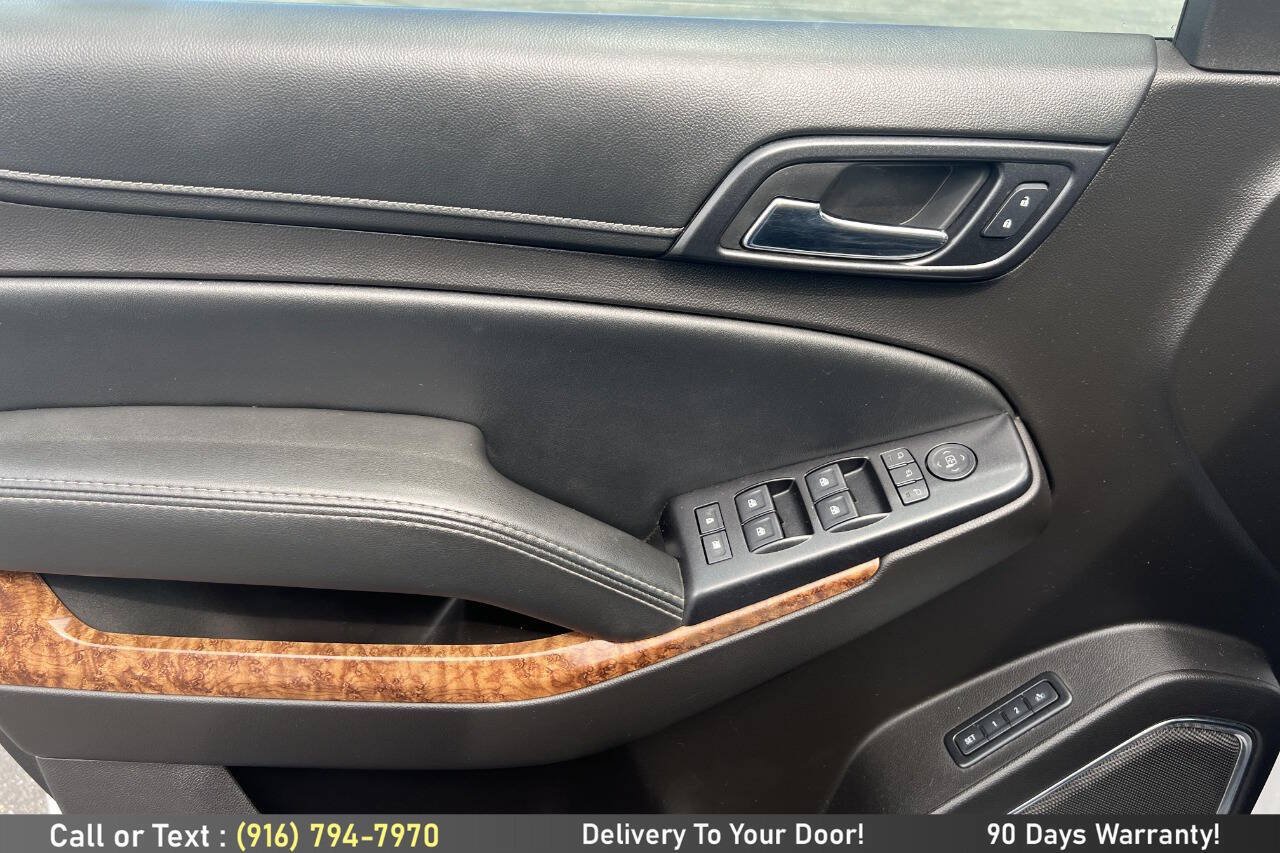 Used 2017 Chevrolet Suburban Premier RWD image 20