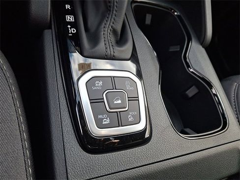 New 2026 Nissan Frontier SV w/ Tow Package image 12