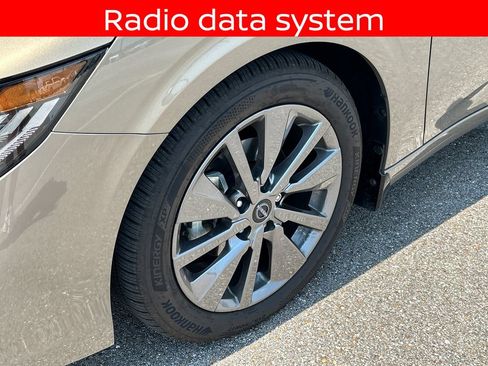 Certified 2026 Nissan Sentra SL w/ Floor Mat Package FWD image 11
