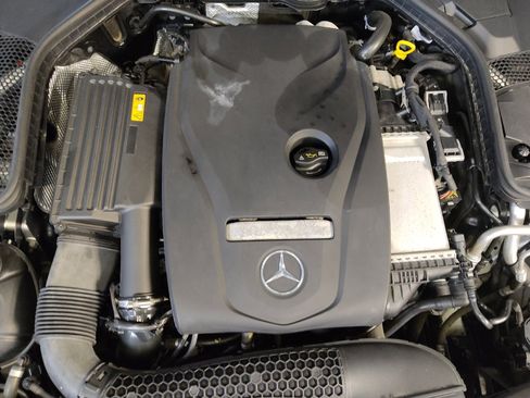 Used 2018 Mercedes-Benz C 300 4MATIC Sedan w/ Premium Package image 30