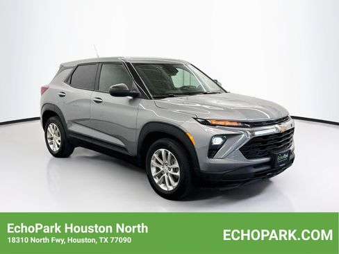 Used 2026 Chevrolet TrailBlazer LS w/ LS Convenience Package FWD image 1