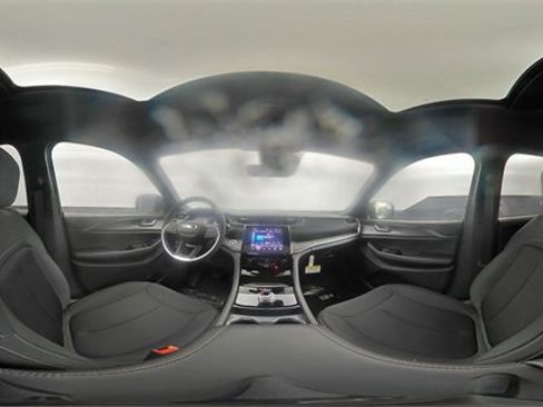 New 2025 Jeep Grand Cherokee Laredo X w/ Luxury Tech Group I image 26