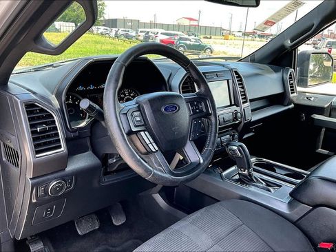 Used 2016 Ford F150 XLT w/ Equipment Group 302A Luxury AWD/4WD image 13