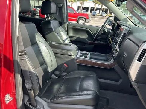 Used 2018 GMC Sierra 1500 SLT w/ Enhanced Driver Alert Package image 10