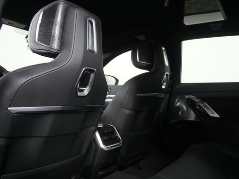 New 2026 BMW 760i xDrive w/ Executive Package image 15