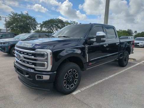 Used 2024 Ford F250 Platinum AWD/4WD image 10
