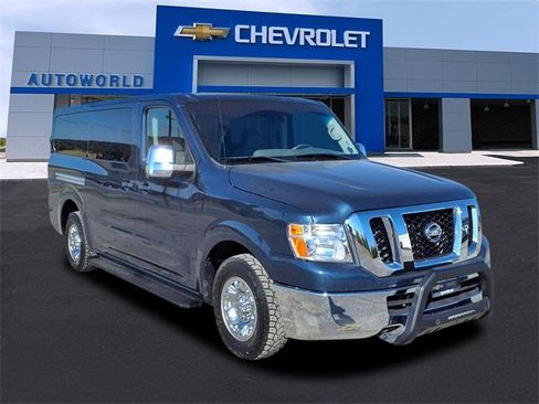 Used 2021 Nissan NV 3500 SV image 1