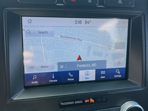 Used 2020 Ford Expedition XLT w/ Equipment Group 202A AWD/4WD image 10