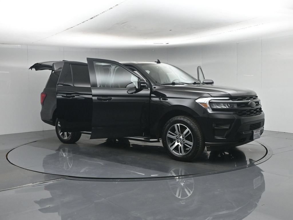 Used 2022 Ford Expedition Max Limited AWD/4WD image 40