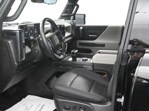 Certified 2026 GMC Hummer EV SUV AWD/4WD image 10