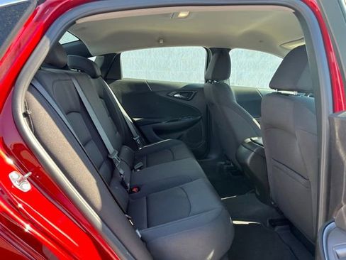 Used 2024 Chevrolet Malibu RS image 9