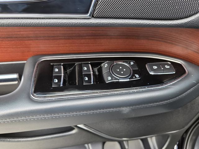 Used 2023 Lincoln Navigator Reserve AWD/4WD image 22