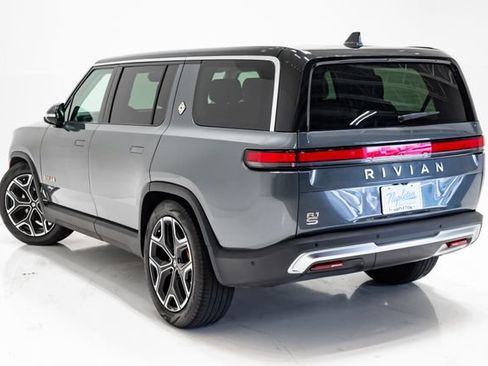 Used 2024 Rivian R1S Adventure AWD/4WD image 27