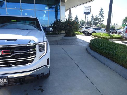 New 2026 GMC Sierra 1500 SLT AWD/4WD image 32
