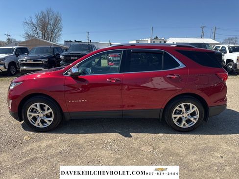Used 2018 Chevrolet Equinox Premier image 2