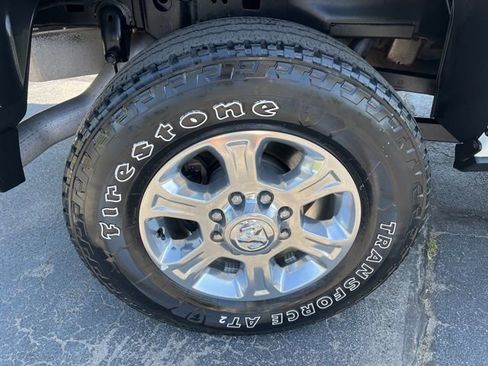 Used 2024 RAM 2500 Big Horn w/ Off Road Package AWD/4WD image 13