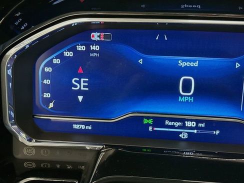 Used 2024 Chevrolet Silverado 1500 ZR2 w/ Technology Package image 14