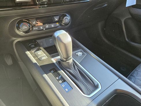 New 2026 Nissan Kicks SV w/ SV Premium Package image 12