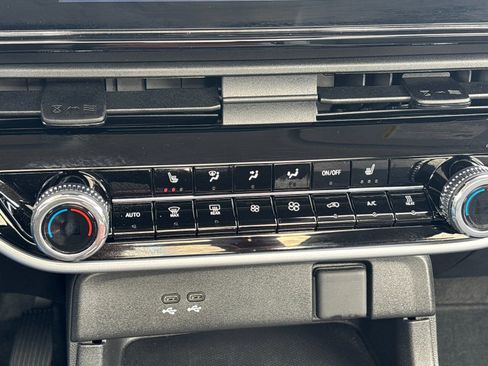 Used 2025 Honda Prologue Touring image 22