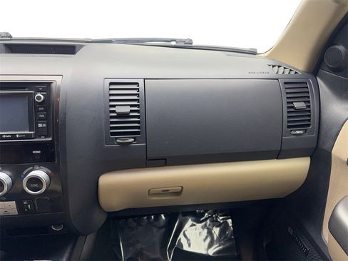 Used 2015 Toyota Sequoia Limited image 62