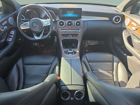 Used 2019 Mercedes-Benz C 300 Sedan image 9