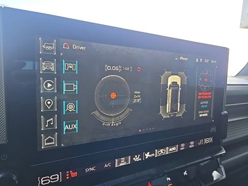 Used 2025 GMC Hummer EV 3X image 57