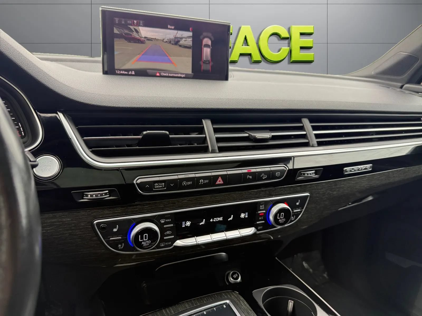 Used 2018 Audi Q7 3.0T Prestige w/ Prestige Package AWD/4WD image 34