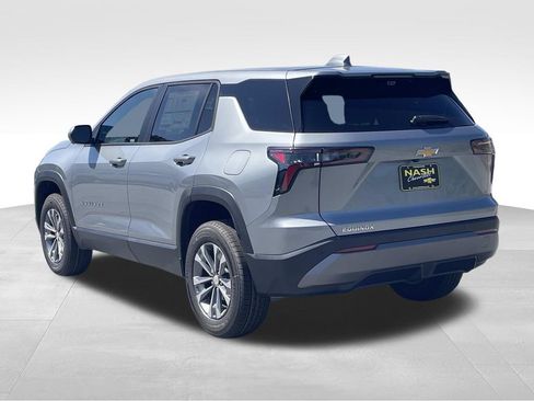 New 2026 Chevrolet Equinox LT w/ Safety and Technology Package FWD image 5