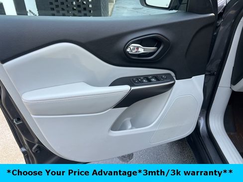 Certified 2021 Jeep Cherokee Latitude Lux w/ Trailer Tow Group image 33