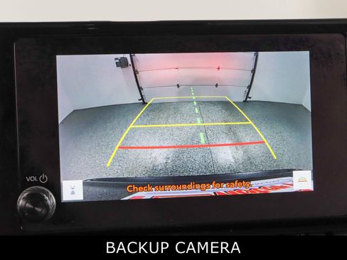 Used 2024 Toyota RAV4 XLE image 18