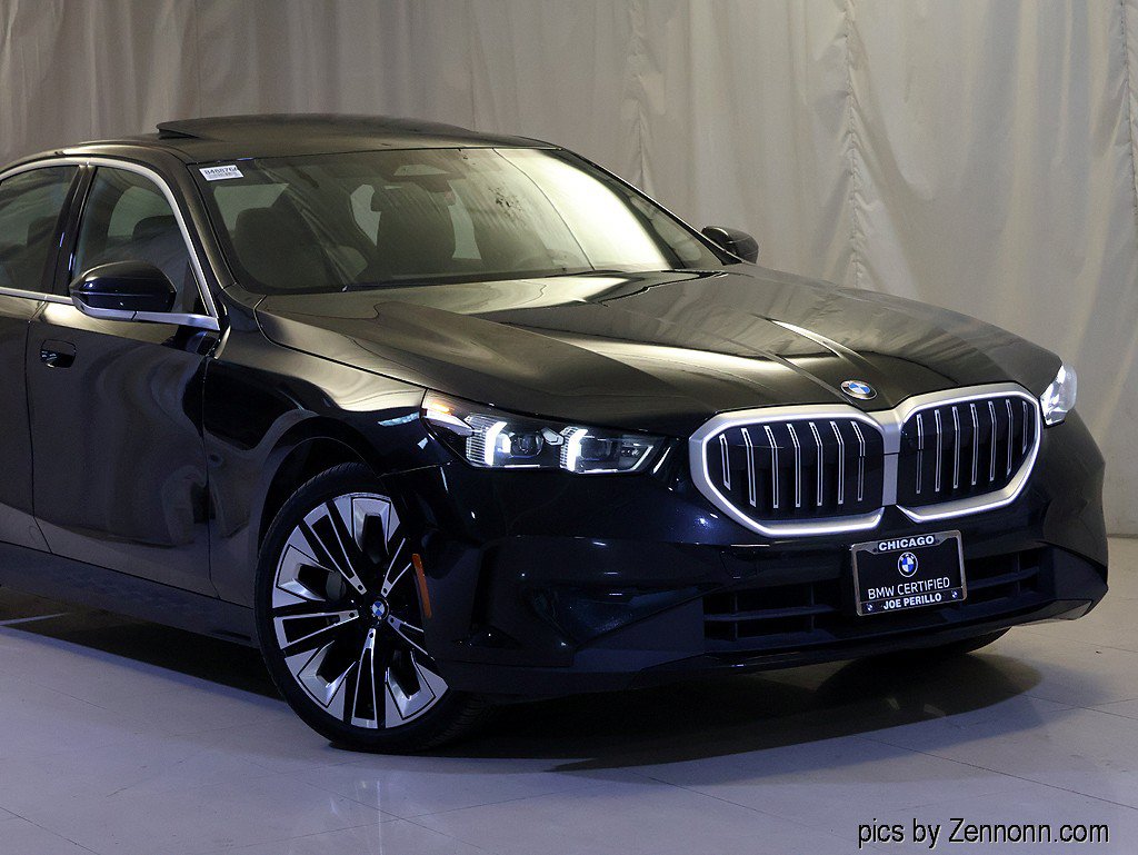 Certified 2024 BMW 530i xDrive w/ Premium Package AWD/4WD image 2