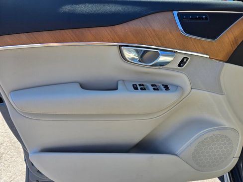 Used 2021 Volvo XC90 T8 Inscription Expression w/ Protection Package Premier AWD/4WD image 21