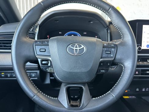 Certified 2025 Toyota Camry SE w/ Convenience Package FWD image 21
