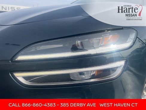 Used 2024 Genesis G70 2.5T RWD image 13